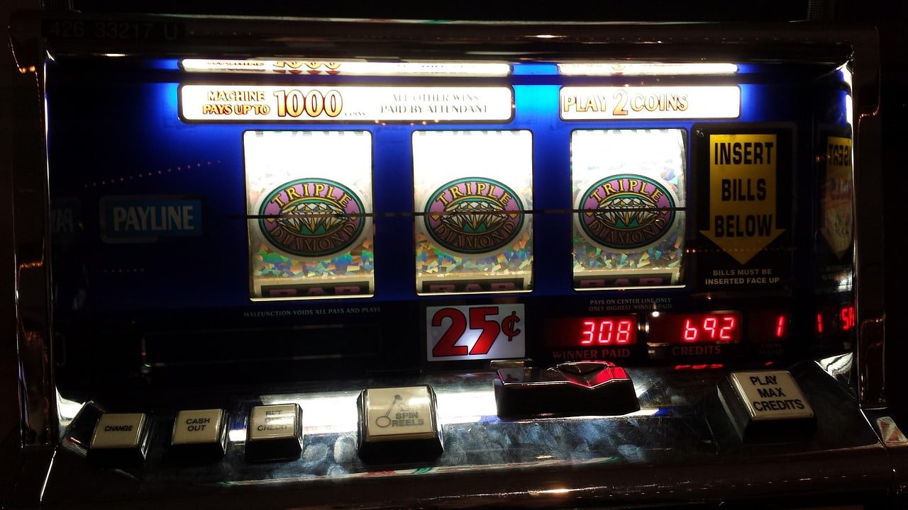 u2 slot